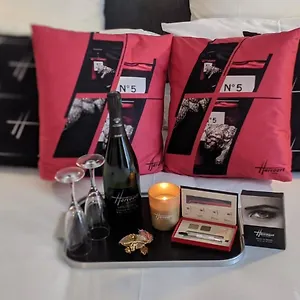  Apartment Residences Harcourt - Ile Saint Louis - France